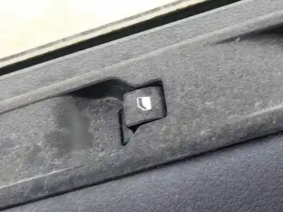 Автозапчасти б/у ВЫКЛЮЧАТЕЛЬ ПЕРЕДНЕГО ПРАВОГО ОКНА за FIAT SCUDO FURGÓN 1.5 MULTIJET 100 (506) ссылки OEM IAM 6000655425  