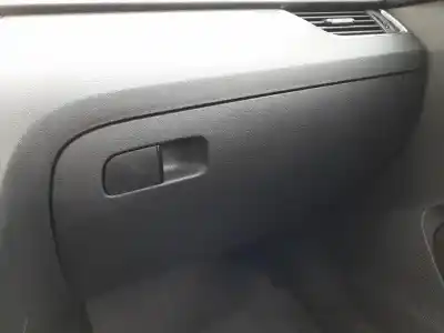 Second-hand car spare part glove compartment for skoda octavia iii combi (5e5, 5e6) 1.5 tsi g-tec oem iam references 5e1857121a