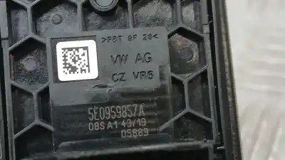 Автозапчасти б/у выключатель левого переднего окна за skoda octavia iii combi (5e5, 5e6) 1.5 tsi g-tec ссылки oem iam 5e0959857a  