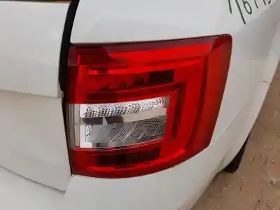 Second-hand car spare part right tailgate light for skoda octavia iii combi (5e5, 5e6) 1.5 tsi g-tec oem iam references 5e9945112b
