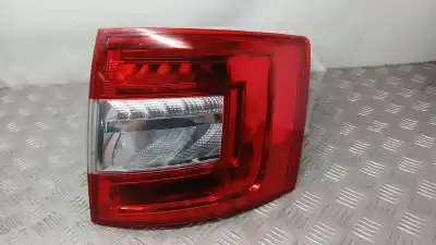Peça sobressalente para automóvel em segunda mão farolim traseiro direito por skoda octavia iii combi (5e5, 5e6) 1.5 tsi g-tec referências oem iam 5e9945112b