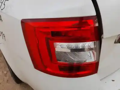 Second-hand car spare part left tailgate light for skoda octavia iii combi (5e5, 5e6) 1.5 tsi g-tec oem iam references 5e9945111b