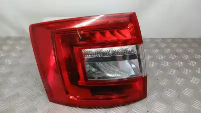 Peça sobressalente para automóvel em segunda mão farolim traseiro esquerdo por skoda octavia iii combi (5e5, 5e6) 1.5 tsi g-tec referências oem iam 5e9945095b