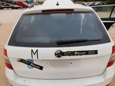 Автозапчастина б/у загальні двері для SKODA OCTAVIA III COMBI (5E5, 5E6) 1.5 TSI G-TEC Посилання на OEM IAM 5E9827025E  