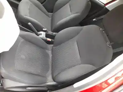 Автозапчасти б/у ЛЕВОЕ ПЕРЕДНЕЕ СИДЕНИЕ за PEUGEOT 208 I (CA_, CC_) 1.5 BLUEHDI 100 ссылки OEM IAM   