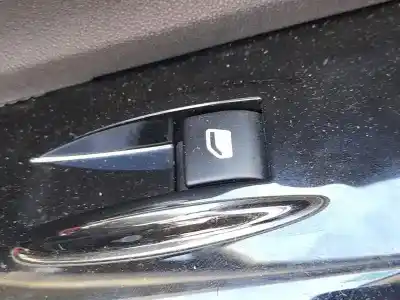 Peça sobressalente para automóvel em segunda mão botão / interruptor elevador vidro dianteiro direito por citroen c3 iii (sx) 1.2 vti 82 referências oem iam 96762292zd