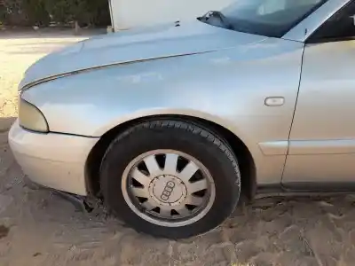 Peça sobressalente para automóvel em segunda mão  por AUDI A4 B5 (8D2)  Referências OEM IAM 8D0821105  