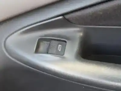 Peça sobressalente para automóvel em segunda mão botão / interruptor elevador vidro dianteiro direito por audi a4 b5 (8d2) 1.8 t referências oem iam 4d0959855