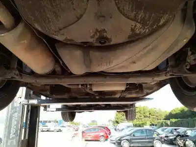 Peça sobressalente para automóvel em segunda mão charrió / suporte de eixo de trás por audi a4 b5 (8d2) 1.8 t referências oem iam 8d0500047c