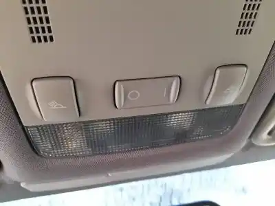 Автозапчасти б/у внутренний свет за audi a2 (8z0) 1.4 ссылки oem iam 8z0947111d