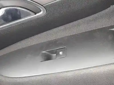 Pezzo di ricambio per auto di seconda mano Interruttore Alzacristalli Anteriore Destro per OPEL MOKKA / MOKKA X (J13) 1.6 CDTI (_76) Riferimenti OEM IAM 13301886  