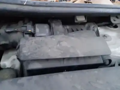 Автозапчасти б/у поддержка воздушного фильтра за renault fluence (l3_) 1.5 dci (l30b) ссылки oem iam 8200947663