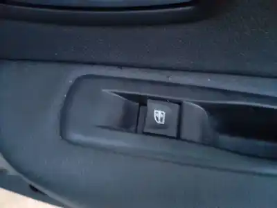 Автозапчасти б/у управление задними правыми стеклами за renault fluence (l3_) 1.5 dci (l30b) ссылки oem iam 809600022r