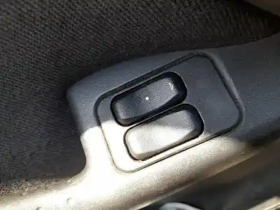 Second-hand car spare part LEFT FRONT POWER WINDOW SWITCH for OPEL CORSA C (X01)  OEM IAM references 24411030  