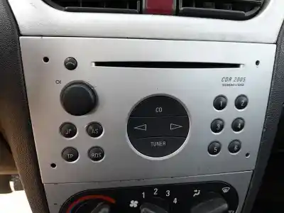 Автозапчастина б/у аудіо система / радіо cd для opel corsa c (x01) 1.2 (f08, f68) посилання на oem iam 93176228