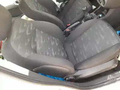Pezzo di ricambio per auto di seconda mano Sedile Anteriore Destro per OPEL CORSA D (S07) 1.2 (L08, L68) Riferimenti OEM IAM   