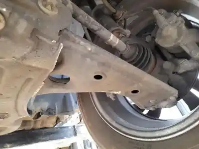 Pezzo di ricambio per auto di seconda mano Braccio Di Sospensione Anteriore Sinistro Inferiore per OPEL CORSA D (S07) 1.2 (L08, L68) Riferimenti OEM IAM 13426552  