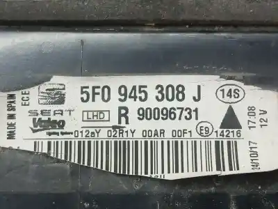 Автозапчасти б/у внутренний правый задний фонарь за seat leon (5f1) 1.4 tsi ссылки oem iam 5f0945308j  