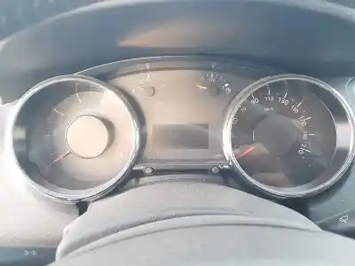 Peça sobressalente para automóvel em segunda mão Quadrante por PEUGEOT 5008 (0U_, 0E_) 1.2 Referências OEM IAM 9810462680  