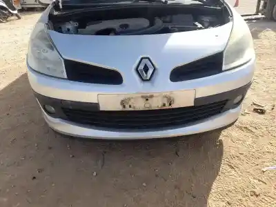 Автозапчастина б/у ПЕРЕДНІЙ БАМПЕР для RENAULT CLIO III (BR0/1, CR0/1)  Посилання на OEM IAM 620223641R  
