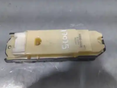 Автозапчастина б/у передні вікний вмикач для lexus is ii (_e2_) 220d (ale20) посилання на oem iam 8404053080  5j5286