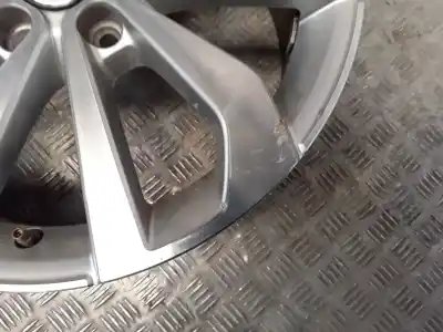 Автозапчасти б/у шина за volkswagen t-cross (c11) 1.0 tsi ссылки oem iam 7x17 5 torn et45  