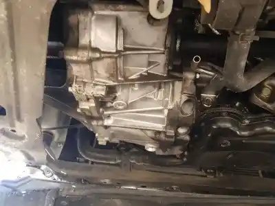 Second-hand car spare part gearbox for nissan qashqai / qashqai +2 i (j10, nj10, jj10e) 2.0 dci oem iam references 32100jg70b  5 velocidades