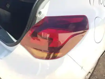 Peça sobressalente para automóvel em segunda mão FAROLIM TRASEIRO DIREITO por OPEL ASTRA J (P10) 1.6 (68) Referências OEM IAM 13319948  