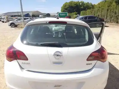 Peça sobressalente para automóvel em segunda mão Porta Da Mala / Tampa Traseira por OPEL ASTRA J (P10) 1.6 (68) Referências OEM IAM 13372624  