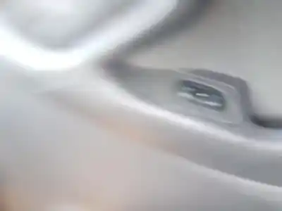 Pezzo di ricambio per auto di seconda mano interruttore alzacristalli anteriore destro per opel corsa c (x01) 1.2 (f08, f68) riferimenti oem iam 24411032
