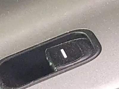 Peça sobressalente para automóvel em segunda mão botão / interruptor elevador vidro traseiro direito por kia niro (de) 1.6 gdi hybrid referências oem iam 93590g5560