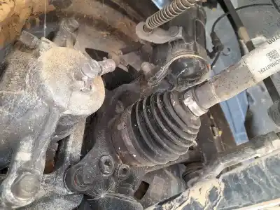 Автозапчасти б/у ПЕРЕДНЯЯ ПРАВАЯ КУЛАЧКА за KIA XCEED (CD)  ссылки OEM IAM 51716J7AA0  