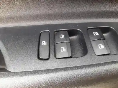 Автозапчастина б/у передні вікний вмикач для hyundai i20 iii (bc3, bi3) 1.0 t-gdi посилання на oem iam 93571q00104x  