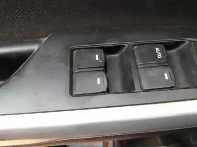 Pezzo di ricambio per auto di seconda mano interruttore alzacristalli anteriore sinistro per suzuki vitara (ly) 1.6 ddis (apk 416d) riferimenti oem iam 3799054p03000