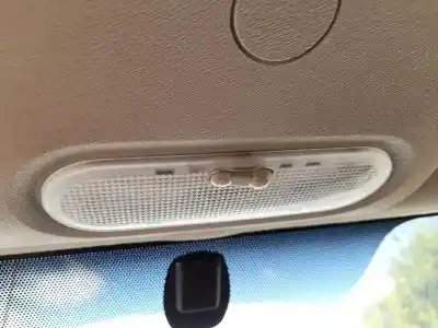 Автозапчастина б/у внутрішне світло для RENAULT KANGOO EXPRESS (FW0/1_) 1.5 DCI 90 (FW0G, FW05, FW08, FW11) Посилання на OEM IAM 8200439423  