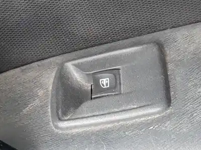 Автозапчастина б/у передній правий віконний вимикач для RENAULT KANGOO EXPRESS (FW0/1_) 1.5 DCI 90 (FW0G, FW05, FW08, FW11) Посилання на OEM IAM 254117499R  