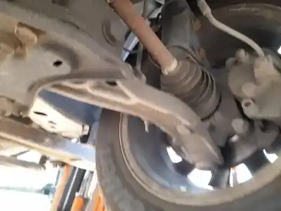 Автозапчастина б/у  для CHRYSLER VOYAGER IV (RG, RS)  Посилання на OEM IAM 04766543AD  