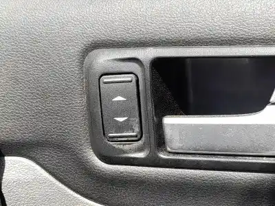 Second-hand car spare part RIGHT FRONT POWER WINDOW SWITCH for FORD FOCUS II TURNIER (DA_, FFS, DS)  OEM IAM references 1379197   Second-hand car spare part RIGHT FRONT POWER WINDOW SWITCH for FORD FOCUS II TURNIER (DA_, FFS, DS)  OEM IAM references 1379197