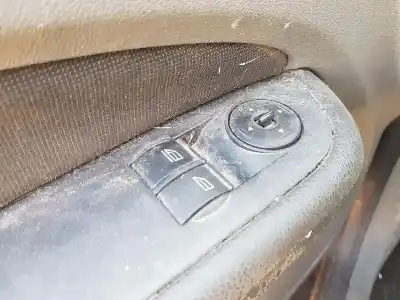 Pezzo di ricambio per auto di seconda mano interruttore alzacristalli anteriore sinistro per ford focus ii (da_, hcp, dp) 1.6 tdci riferimenti oem iam 1471922 Pezzo di ricambio per auto di seconda mano interruttore alzacristalli anteriore sinistro per ford focus ii (da_, hcp, dp) 1.6 tdci riferimenti oem iam 1471922