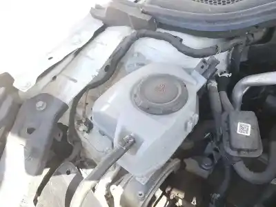 Second-hand car spare part coolant expansion tank for skoda kamiq (nw4) 1.0 tsi oem iam references 2q0121407d