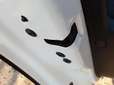 Pezzo di ricambio per auto di seconda mano serratura porta anteriore sinistra per citroen c4 cactus 1.2 vti 82 riferimenti oem iam 9819038580