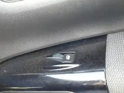 Second-hand car spare part RIGHT FRONT POWER WINDOW SWITCH for CITROEN C4 CACTUS  OEM IAM references 98016307ZD  