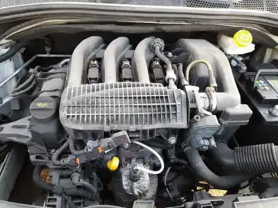 Pezzo di ricambio per auto di seconda mano motore completo per citroen c4 cactus 1.2 vti 82 riferimenti oem iam hm01