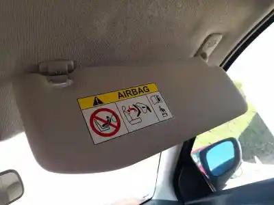 Pezzo di ricambio per auto di seconda mano parasole destro per citroen c4 cactus 1.2 vti 82 riferimenti oem iam 98115412bj  