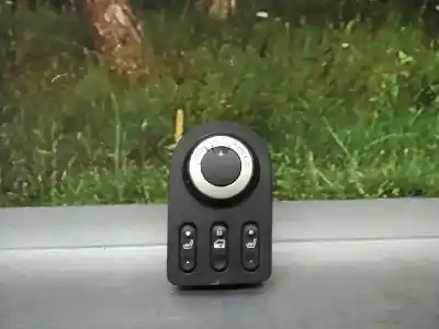 Peça sobressalente para automóvel em segunda mão comando 4x4 por nissan qashqai (j10) tekna referências oem iam 96912jd61a