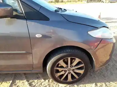 Second-hand car spare part front right fin for mazda 5 (cr19) 2.0 cd (cr19) oem iam references c23552111c Second-hand car spare part front right fin for mazda 5 (cr19) 2.0 cd (cr19) oem iam references c23552111c