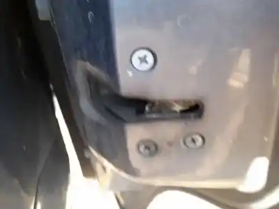 Second-hand car spare part right side sliding door lock for mazda 5 (cr19) 2.0 cd (cr19) oem iam references c23572310g Second-hand car spare part right side sliding door lock for mazda 5 (cr19) 2.0 cd (cr19) oem iam references c23572310g