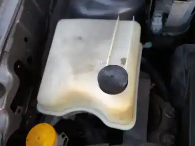 Second-hand car spare part Coolant Expansion Tank for MAZDA 5 (CR19) 2.0 CD (CR19) OEM IAM references LFB715350C   Second-hand car spare part Coolant Expansion Tank for MAZDA 5 (CR19) 2.0 CD (CR19) OEM IAM references LFB715350C