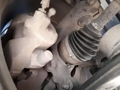 Second-hand car spare part Front Right Knuckle for MAZDA 5 (CR19) 2.0 CD (CR19) OEM IAM references C46133021B   Second-hand car spare part Front Right Knuckle for MAZDA 5 (CR19) 2.0 CD (CR19) OEM IAM references C46133021B