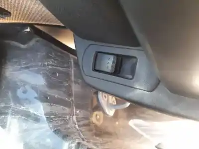 Second-hand car spare part rear left power window switch for mazda 5 (cr19) 2.0 cd (cr19) oem iam references cc5166380a Second-hand car spare part rear left power window switch for mazda 5 (cr19) 2.0 cd (cr19) oem iam references cc5166380a